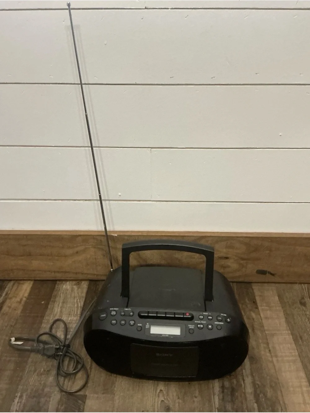 Sony CFD-S50 CD Radio Cassette Player Cord Included Mega Bass